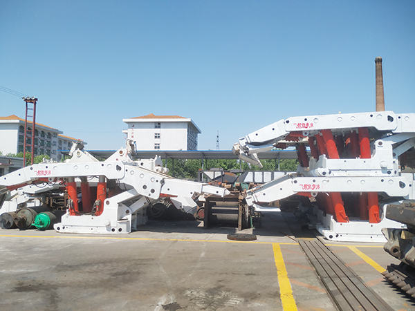 近日，义桥煤矿自主维修液压支架 创造百万大效益。 (1).jpg