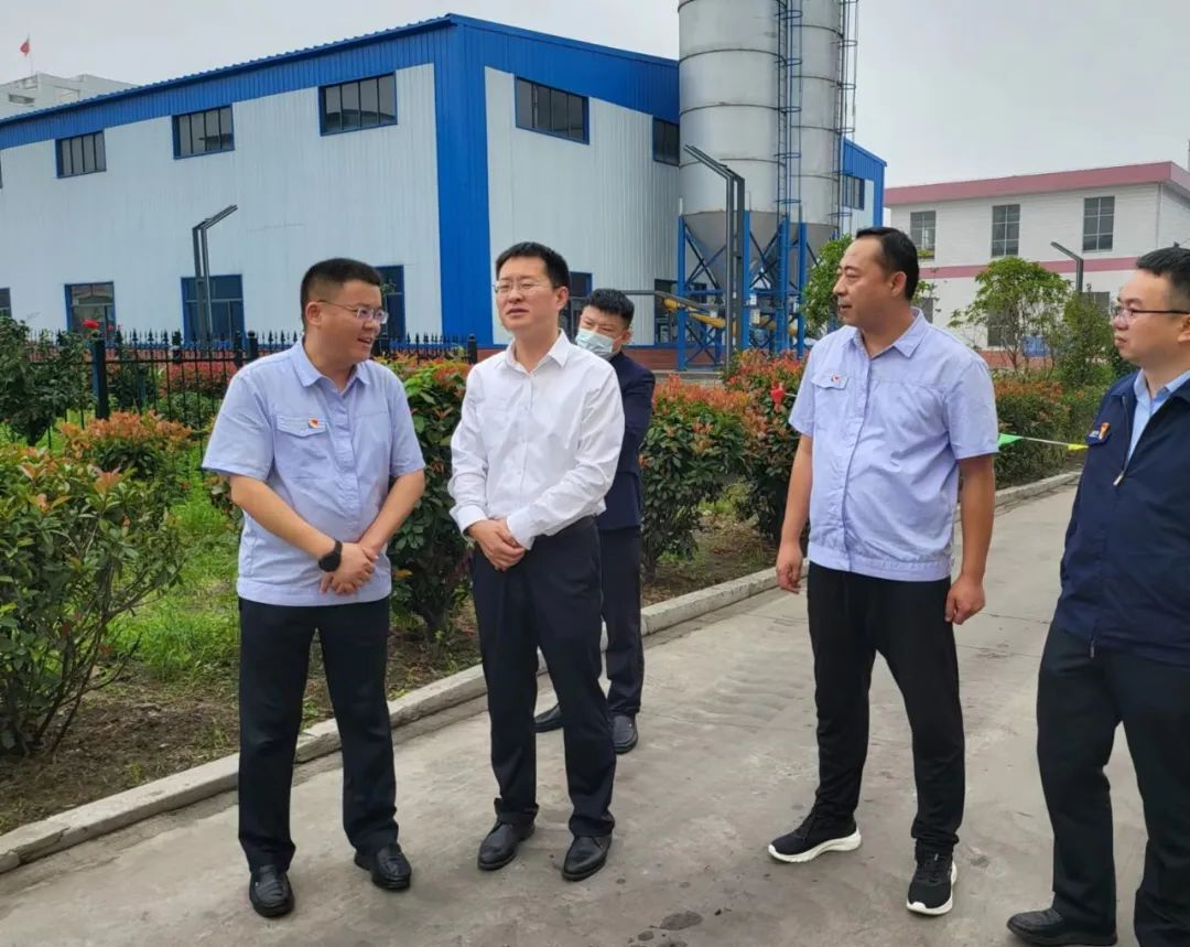 1696126476121242.jpg 640 (5).jpg