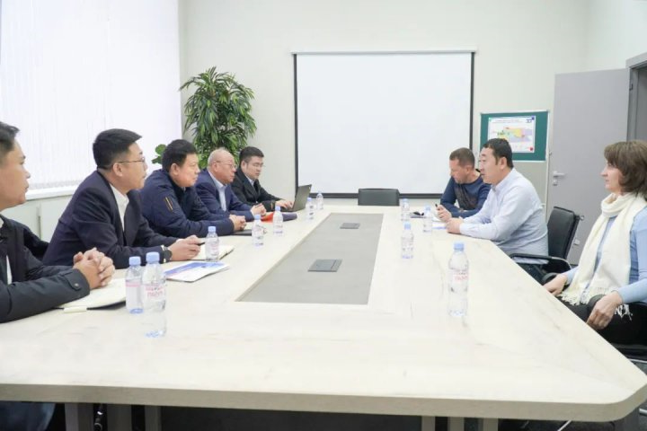 张广宇带队到俄罗斯开展商务活动