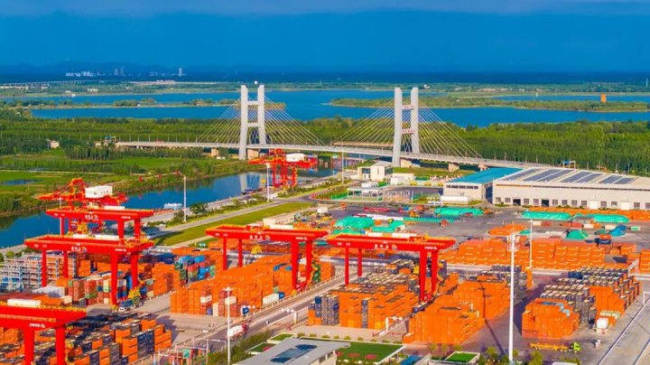 中交润杨打造“运河铁骑”，领航内河航运新征程