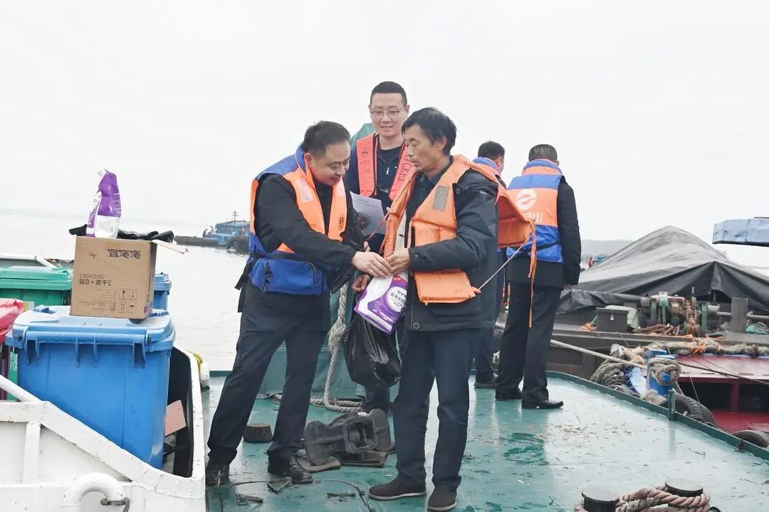 1760683018726935.jpg 06.jpg